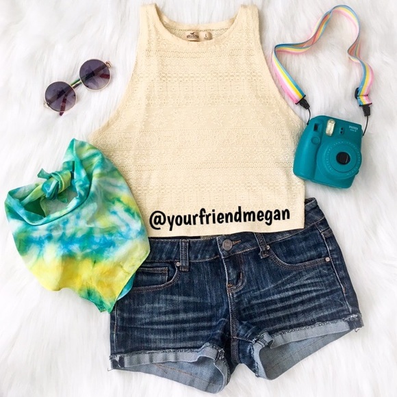 Hollister Tops - ✨3 / $15✨ Hollister Crochet Crop Tank